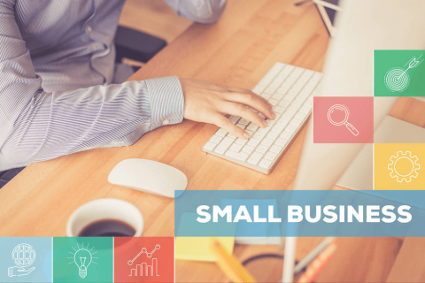 Why do companies increasingly prefer customized software development?